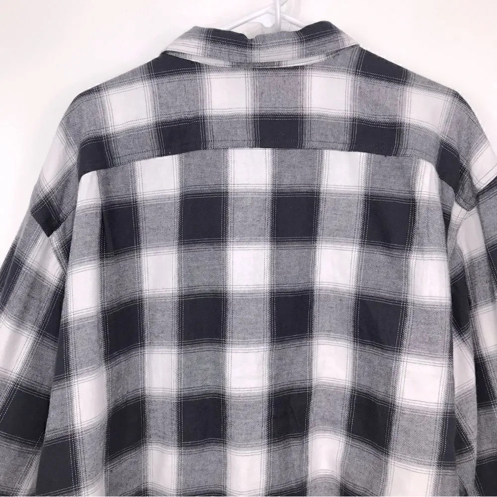 Blue Mountain Charcoal Gray White Plaid Flannel Button Down Casual Shirt